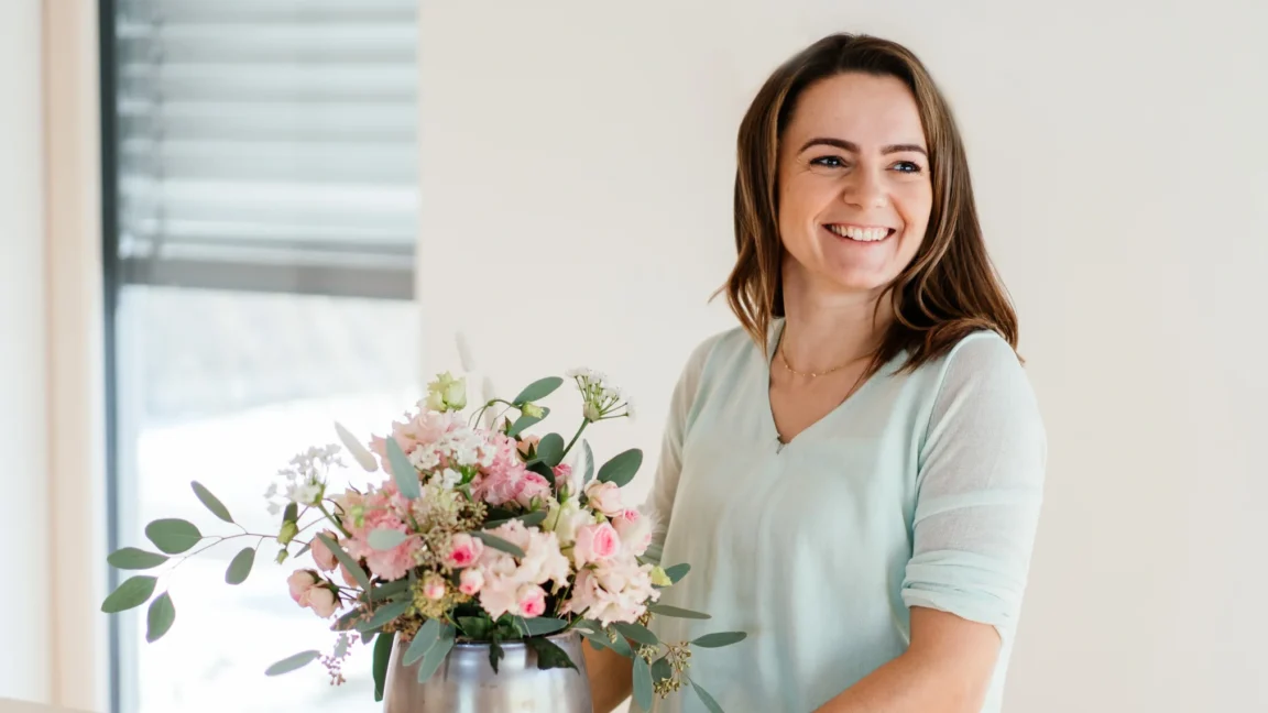 Alexandra Endres, Second Flowers © Anna Mardo